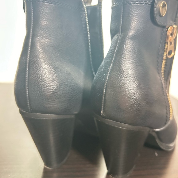 Black Ankle Boots with Gold Zipper on one side and black zipper on other side. - Picture 5 of 8